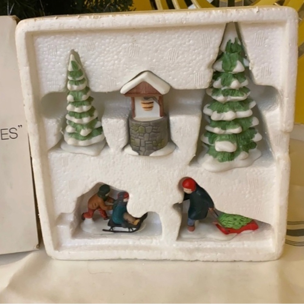 Dept 56 winter village accessories
